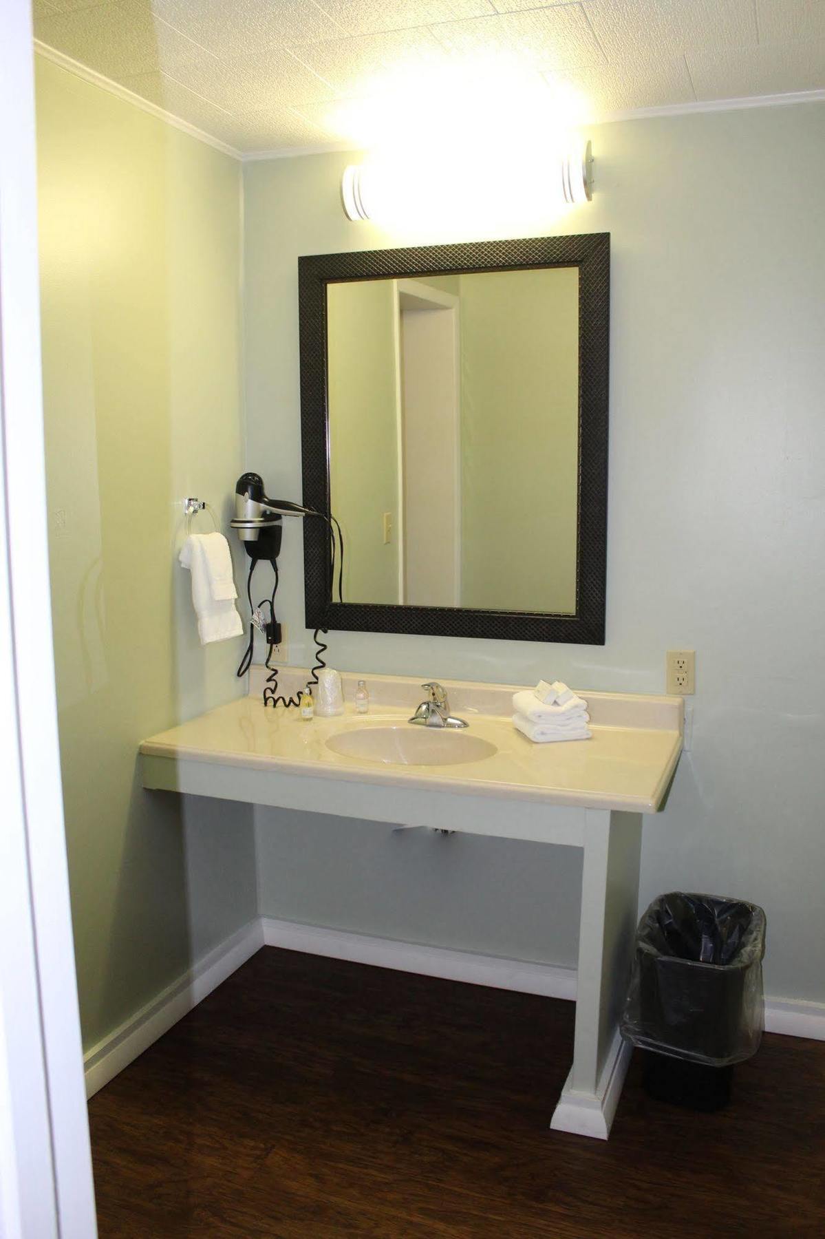 Canyon Motel Wellsboro Dış mekan fotoğraf