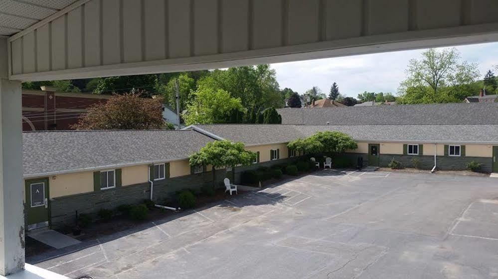 Canyon Motel Wellsboro Dış mekan fotoğraf
